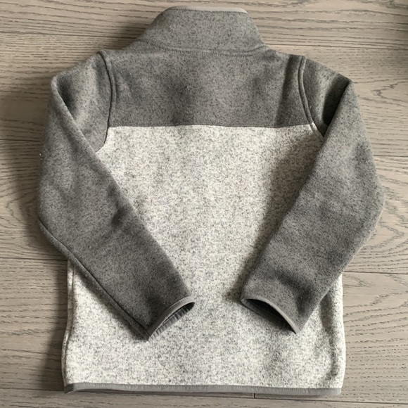 Boys Long sleeve/Sweatshirts/Hoodie - Carters and OshKosh B’Gosh Size 6 - 3-pack - Picture 15 of 15